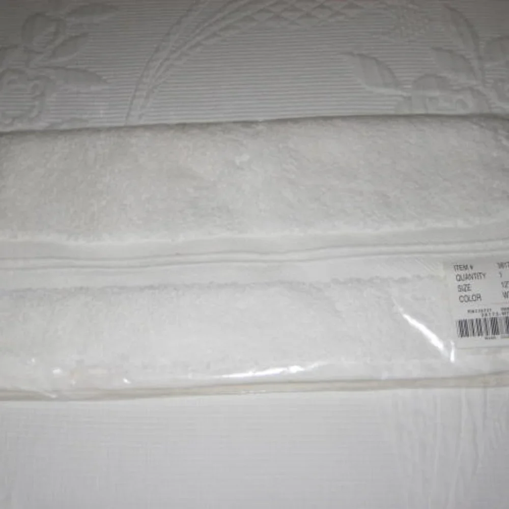 NWT Sundance Catalog White Cotton Washcloth Bath Original Package Made in Turkey